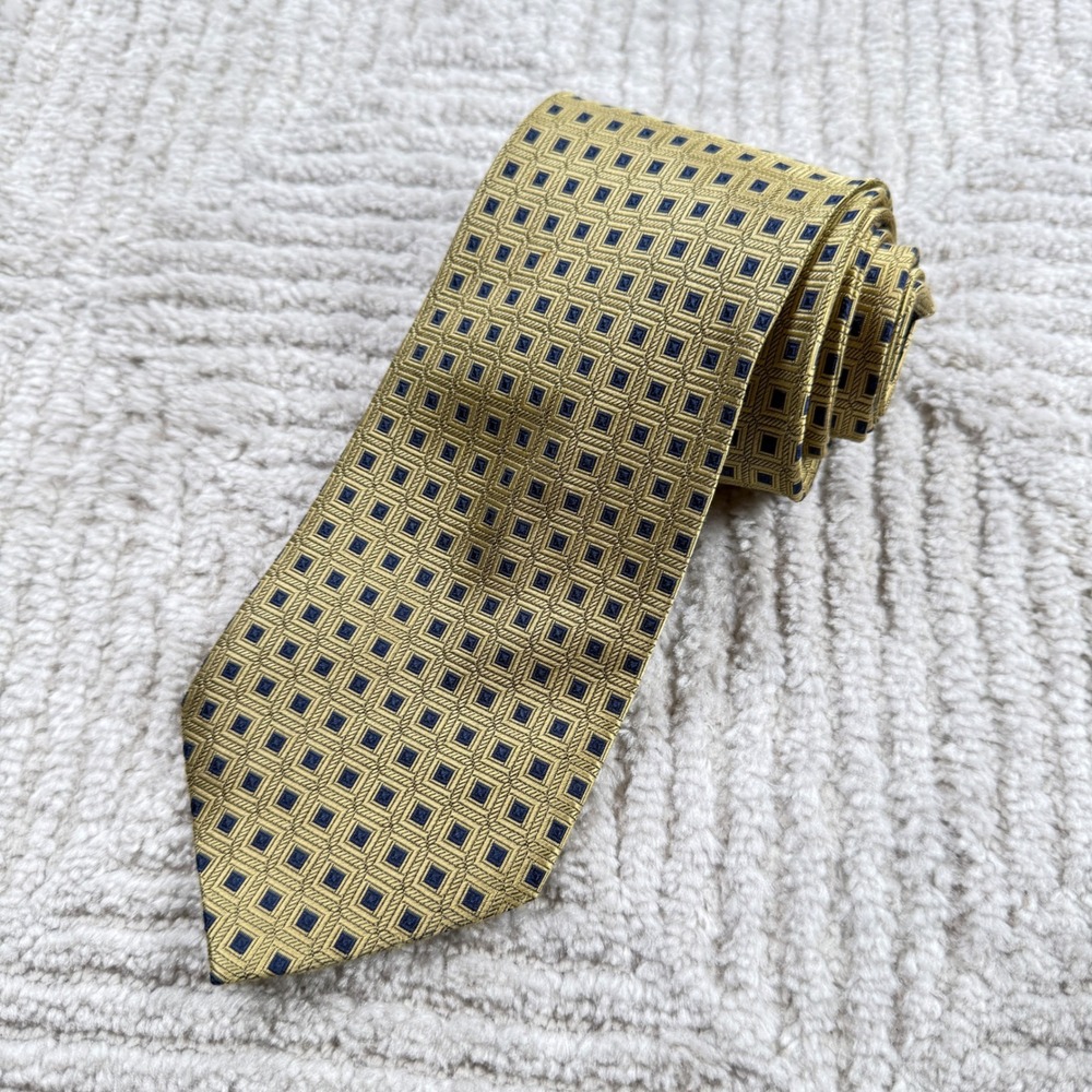 Bergamo New York Necktie Gold Navy Blue Geometric Silk Classic Handmade Vintage